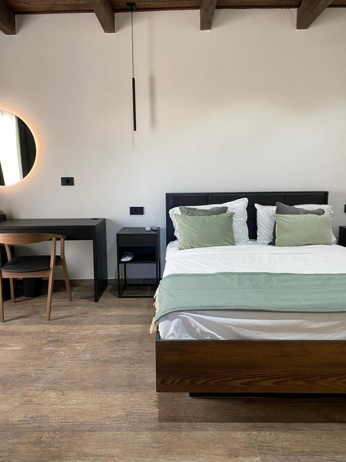 Sedini Il Vecchio Casale B&B المظهر الخارجي الصورة